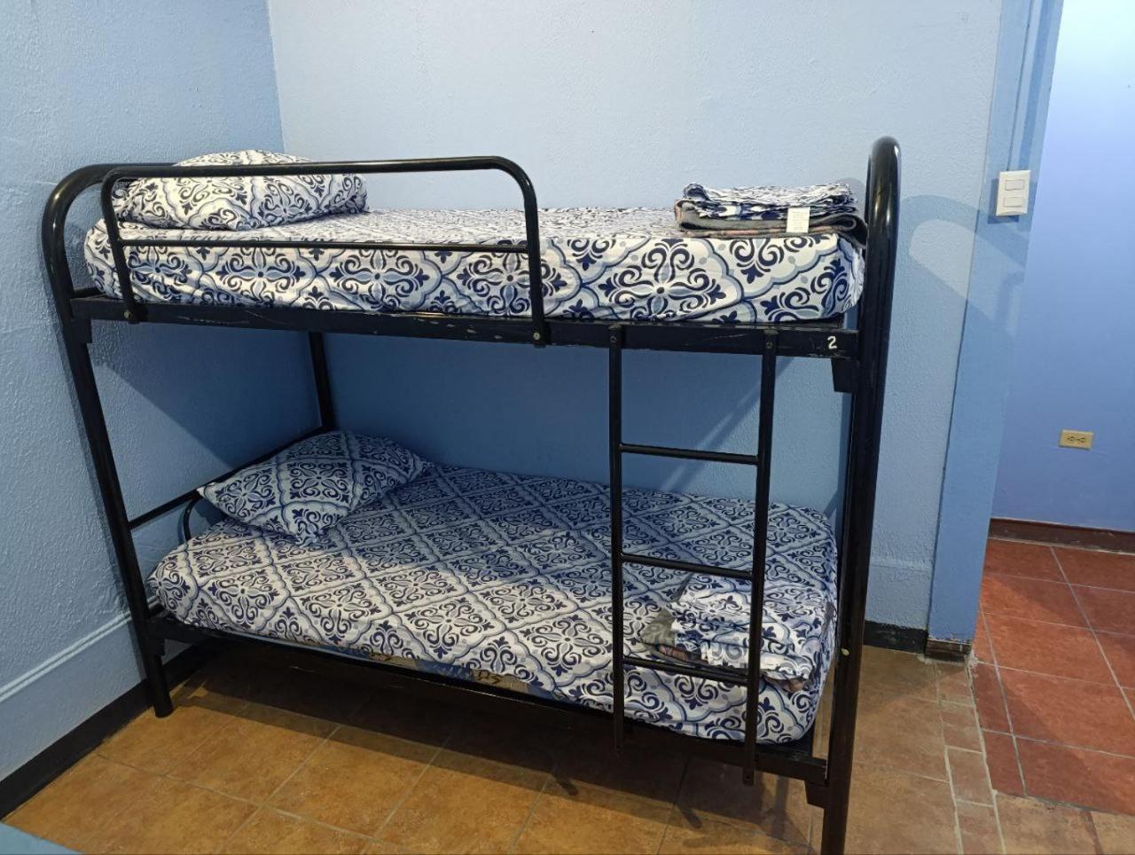 Hostel Casa Ridgway Сан-Хосе Экстерьер фото